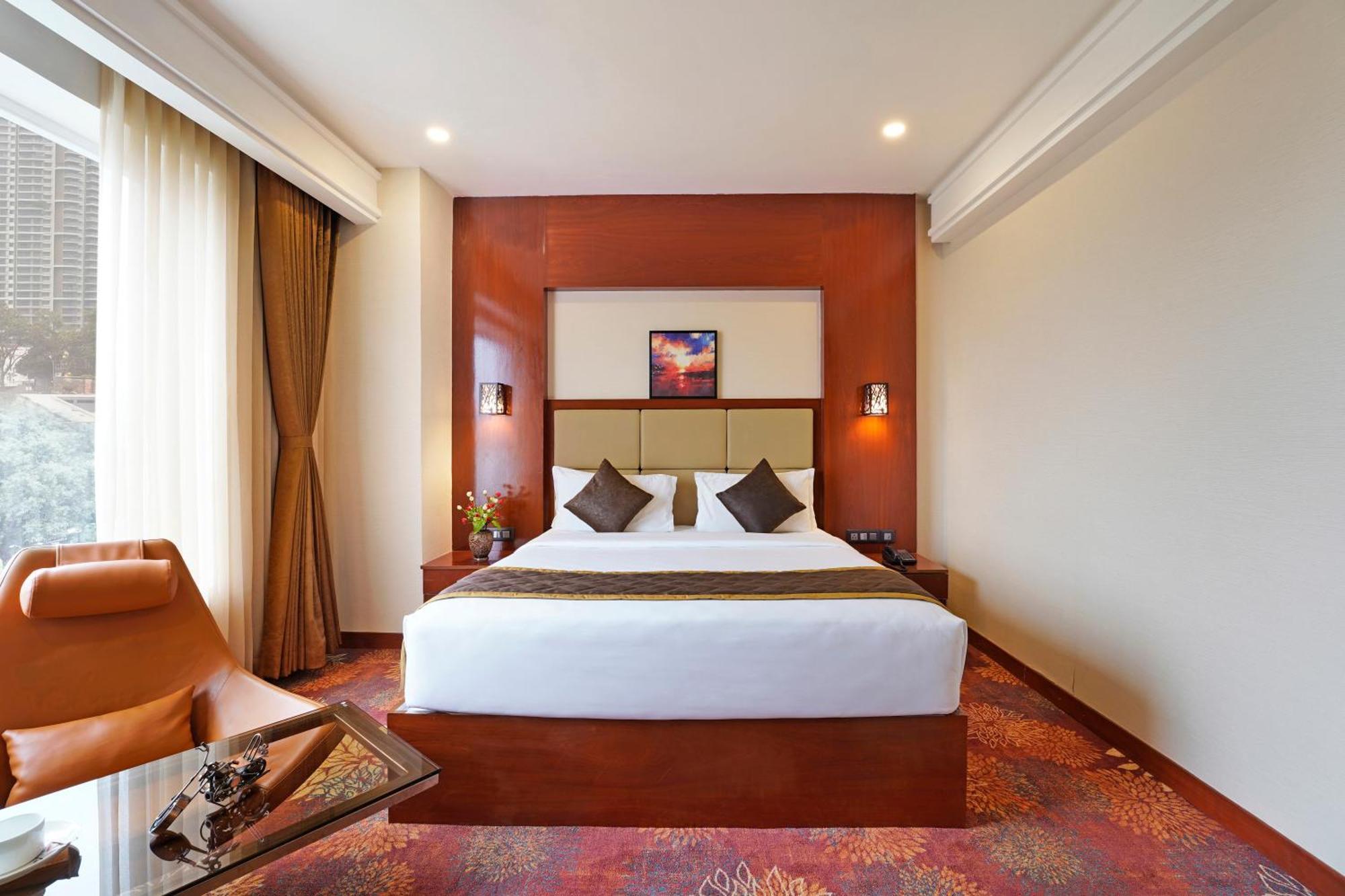 Kingston Hotel Bangalore Exterior photo