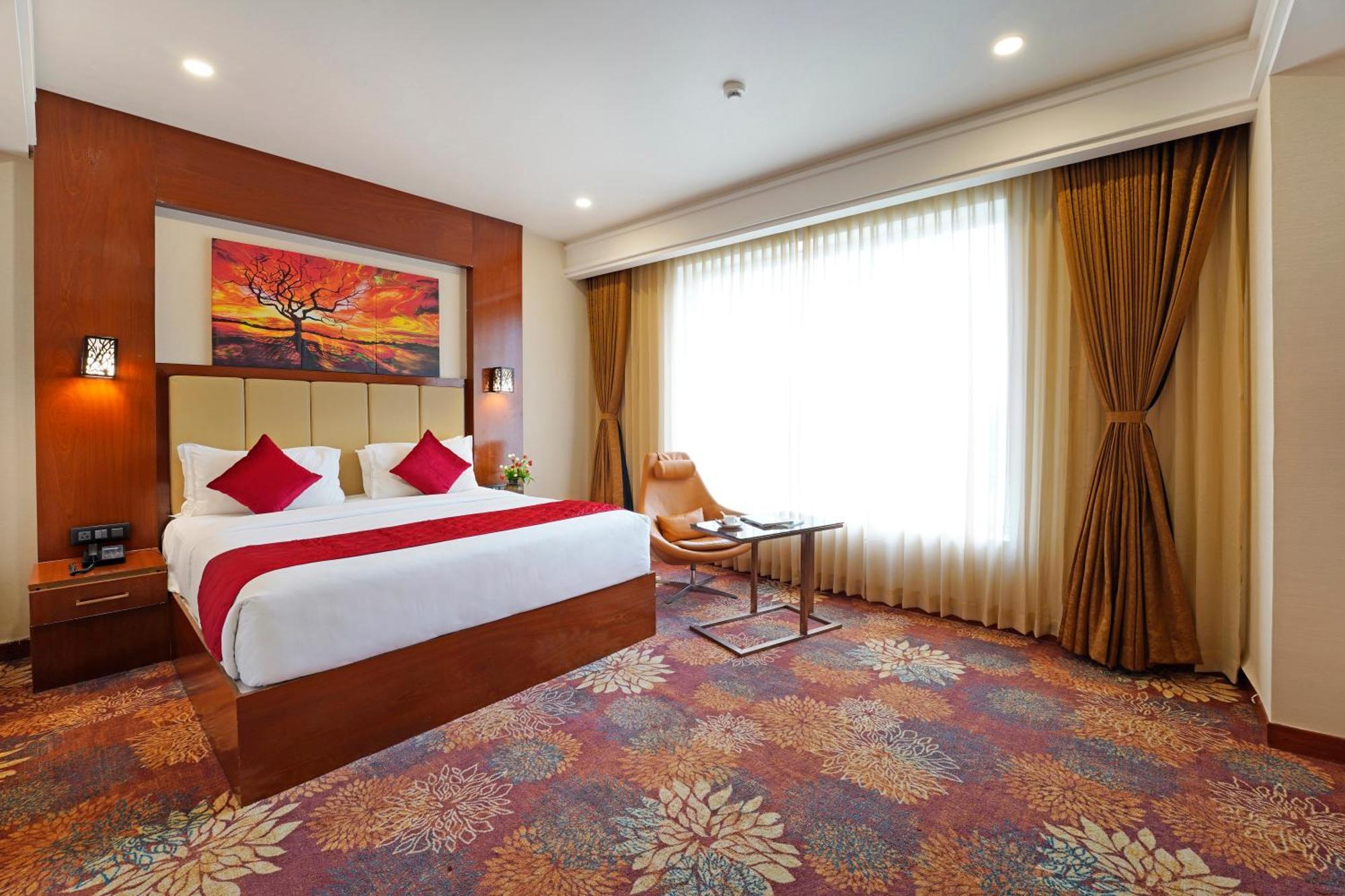 Kingston Hotel Bangalore Exterior photo